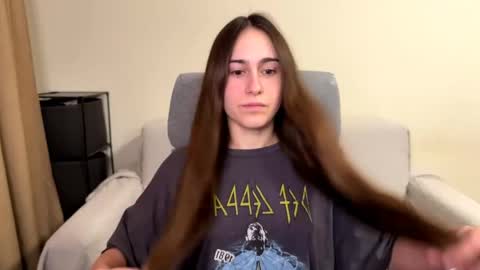 alicekollt online show from March 31, 1:38 am