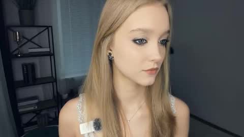 Serena online show from January 11, 7:35 am