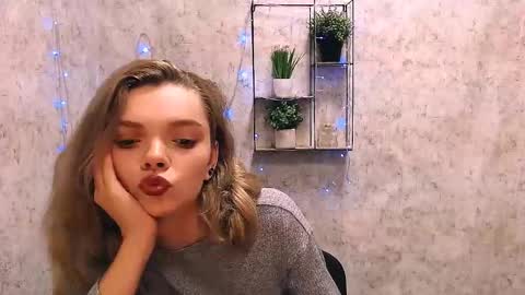 Alicemex  online show from February 15, 1:27 pm