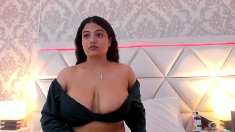 Alice Morelli  online show from April 11, 3:45 am