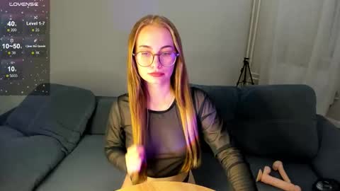 Snapshot of alicepresly chatting on September 23, 5:11 pm Alice online show from September 23, 5:11 pm