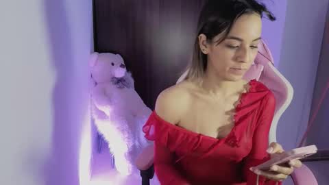 alice online show from March 18, 3:44 am