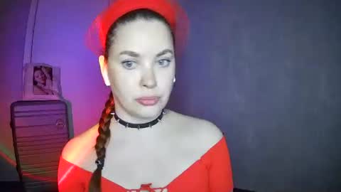 AlicexFresh online show from May 11, 4:15 pm