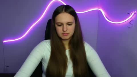 Snapshot of alicie_dream_ chatting on October 2, 2:00 pm Alicie online show from October 2, 2:00 pm