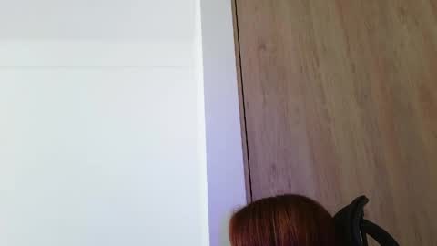 aliciia_23 online show from April 29, 10:04 pm