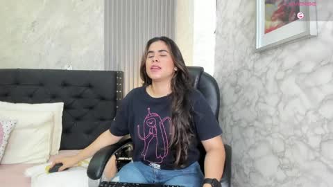 alicya online show from April 7, 12:18 pm