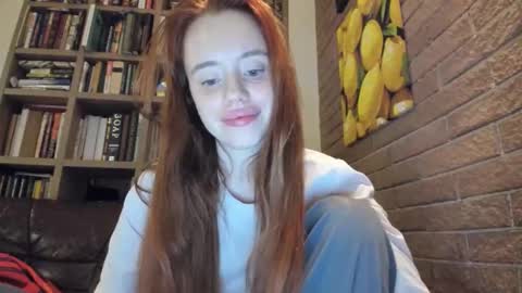 aliensi online show from February 19, 8:18 pm