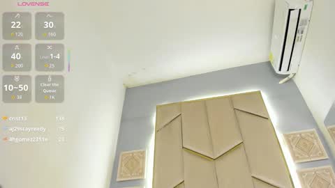 Ali Jhones online show from November 24, 3:14 pm