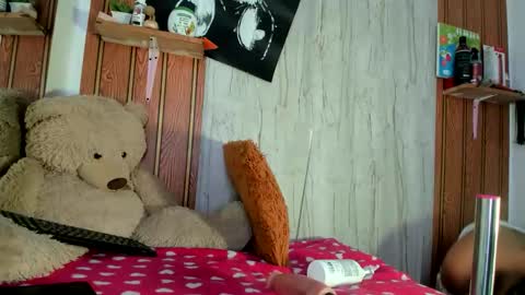 alika online show from December 21, 5:50 pm