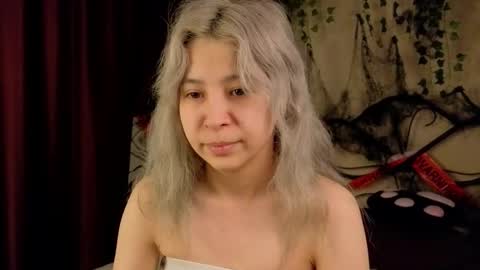 Snapshot of alikasocute chatting on November 2, 3:43 am alikasocute online show from November 2, 3:43 am