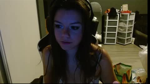 Snapshot of alina_nightshade chatting on September 21, 3:38 am Alina Nightshade online show from September 21, 3:38 am