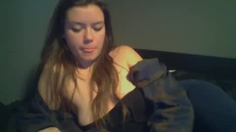 Snapshot of alina_nightshade chatting on October 16, 10:12 pm Alina Nightshade online show from October 16, 10:12 pm