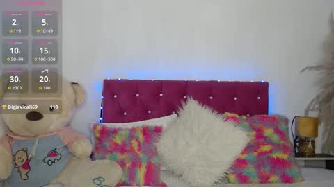 lili online show from October 10, 1:32 am