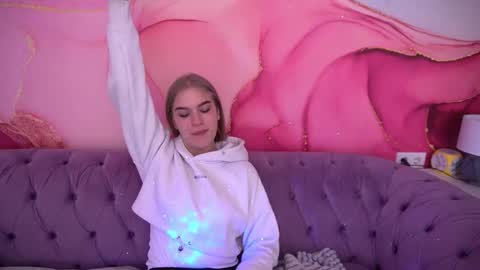 Alina online show from January 31, 8:40 pm