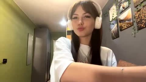 Alice online show from October 1, 11:04 am