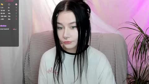 Aline Greeeen online show from March 10, 4:17 am