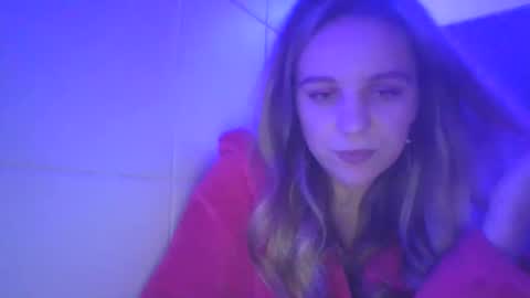 Alis Bond online show from December 8, 9:08 pm