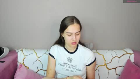 Snapshot of alisa__kelly chatting on October 20, 12:46 am alisa__kelly online show from October 20, 12:46 am