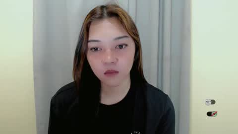 Snapshot of alisa_kiss_ chatting on February 17, 9:56 am Shanti xhey online show from February 17, 9:56 am