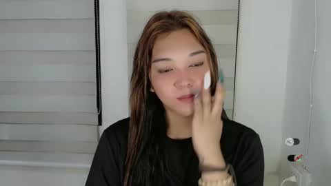 Snapshot of alisa_kiss_ chatting on February 5, 6:13 am Shanti xhey online show from February 5, 6:13 am