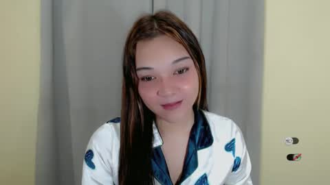 Snapshot of alisa_kiss_ chatting on February 7, 5:40 pm Shanti xhey online show from February 7, 5:40 pm