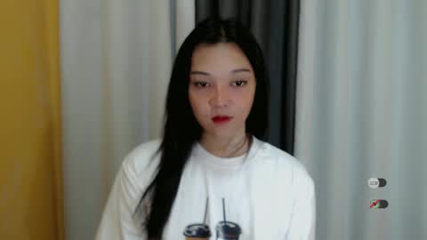 Snapshot of alisa_kiss_ chatting on January 4, 2:14 pm Shanti xhey online show from January 4, 2:14 pm