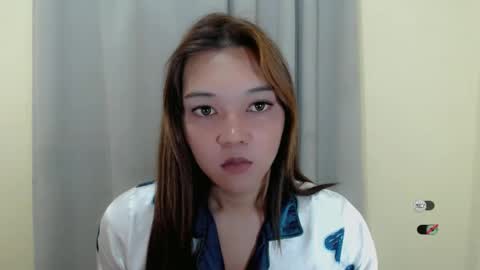 Snapshot of alisa_kiss_ chatting on February 19, 9:17 am Shanti xhey online show from February 19, 9:17 am