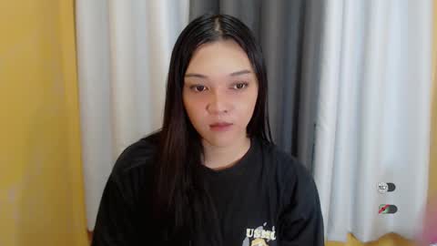Snapshot of alisa_kiss_ chatting on December 31, 6:48 am Shanti xhey online show from December 31, 6:48 am