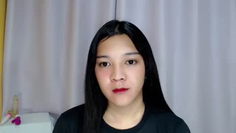 Snapshot of alisa_kiss_ chatting on January 14, 8:20 am Shanti xhey online show from January 14, 8:20 am