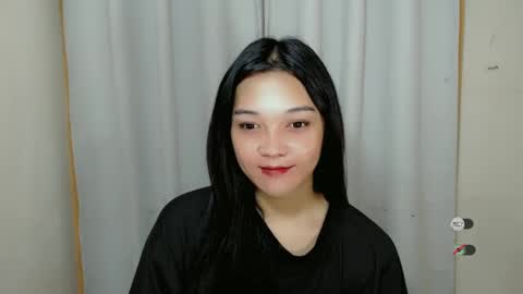 Snapshot of alisa_kiss_ chatting on January 17, 9:28 am Shanti xhey online show from January 17, 9:28 am