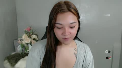Snapshot of alisa_kiss_ chatting on February 4, 7:51 am Shanti xhey online show from February 4, 7:51 am
