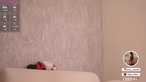     online show from December 18, 4:45 pm