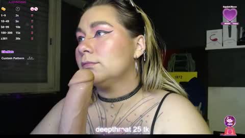 Snapshot of alisa_u chatting on September 18, 11:25 pm alisa_u online show from September 18, 11:25 pm