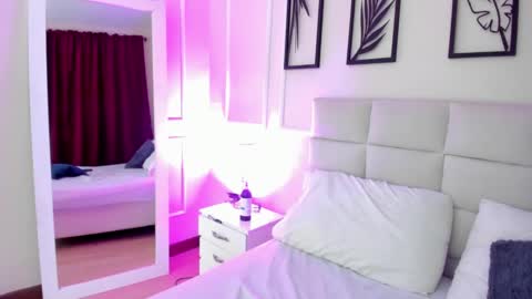 Snapshot of alisa_walker chatting on December 30, 7:11 pm online show from December 30, 7:11 pm