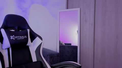     online show from October 28, 7:08 pm