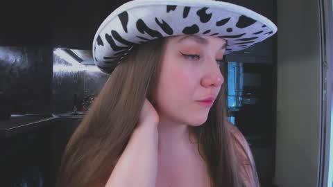 Alisa online show from April 19, 7:41 am