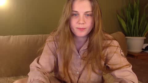alisaxxxshy online show from January 14, 9:09 pm