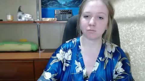 alisha_xi online show from January 14, 8:36 pm