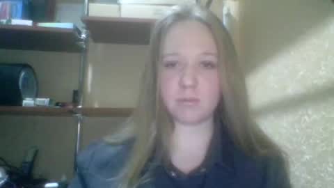 alisha_xi online show from December 18, 3:28 pm