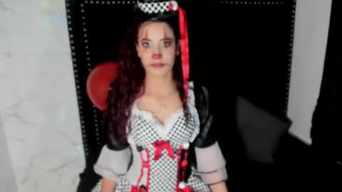 alishaevans_rs online show from October 19, 4:25 am