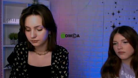 Alisha online show from May 21, 1:42 pm