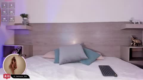 Snapshot of alison222_ chatting on March 4, 8:27 pm A L I S O N  online show from March 4, 8:27 pm