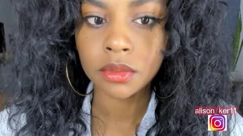 Snapshot of alison_ker chatting on December 24, 8:11 am Sofias house online show from December 24, 8:11 am