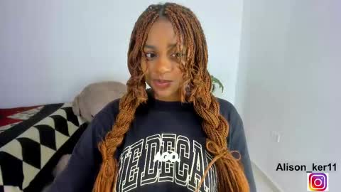 Snapshot of alison_ker chatting on September 19, 2:05 pm Sofias house online show from September 19, 2:05 pm