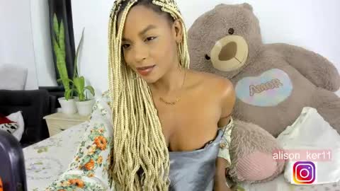 Snapshot of alison_ker chatting on January 10, 7:04 am Sofias house online show from January 10, 7:04 am