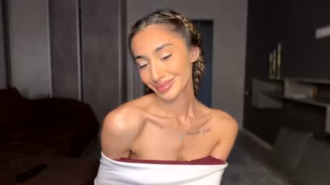 Alissa online show from July 8, 4:09 pm