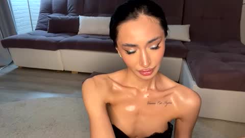 Alissa online show from November 5, 8:47 pm