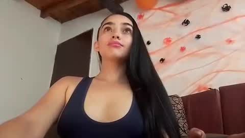 Alisson369  online show from October 22, 6:24 pm