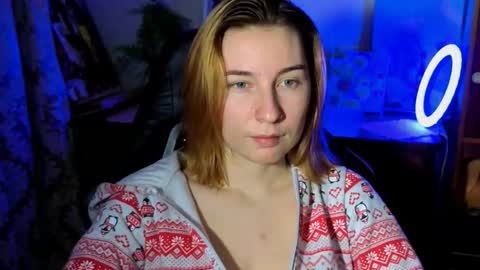 Snapshot of alisun_ chatting on October 12, 8:00 pm A L I C E online show from October 12, 8:00 pm