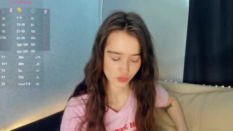 Alivia online show from March 16, 7:23 am